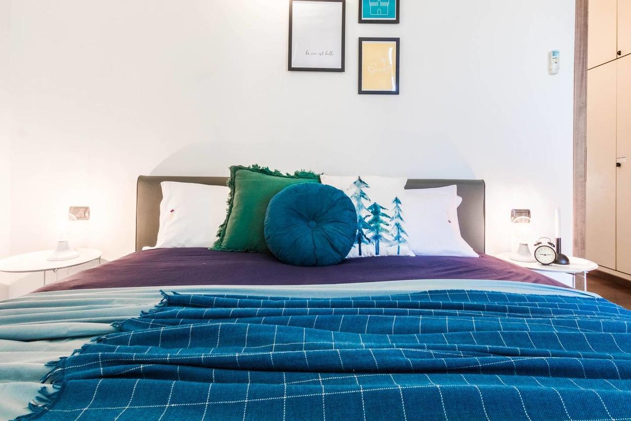 Hintown Duomo Via Baracchini Apartment Milan Luaran gambar