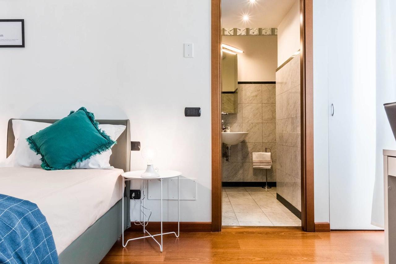 Hintown Duomo Via Baracchini Apartment Milan Luaran gambar